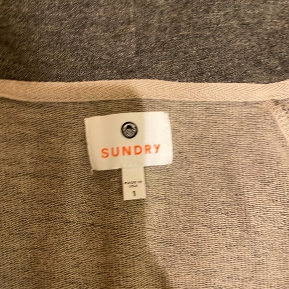 SZ 1 Sunday Grey Heart stitched zip up hoodie - Picture 3 of 3